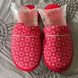 Victoria’s Secret Pink and Red Slippers